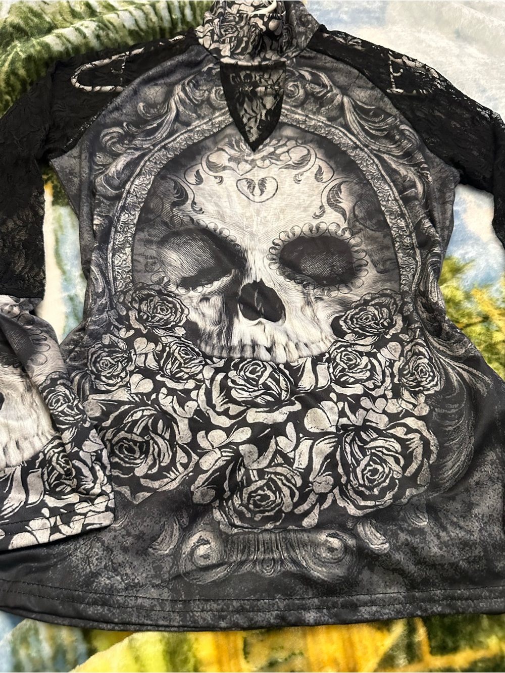 Black Lace-Sleeve Skull & Rose Long-Sleeve Tee